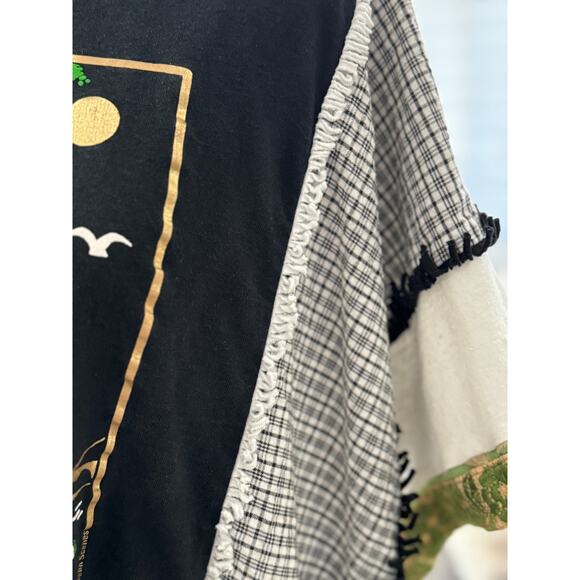 NWT Handmade  and Upcycled San Francisco Cable Car Poncho One Size 1-2 DAY SHIP - Picture 5 of 7